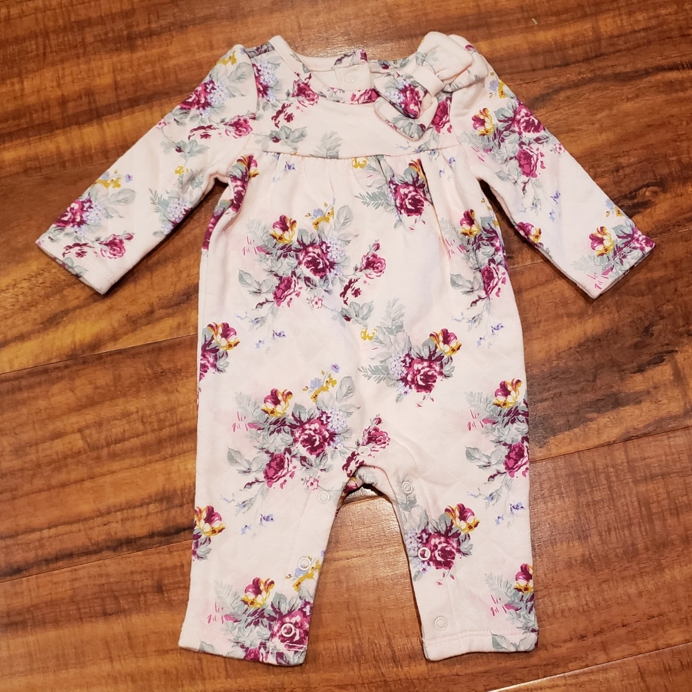 Janie and Jack NWT Newborn pink floral quilted one piece romper